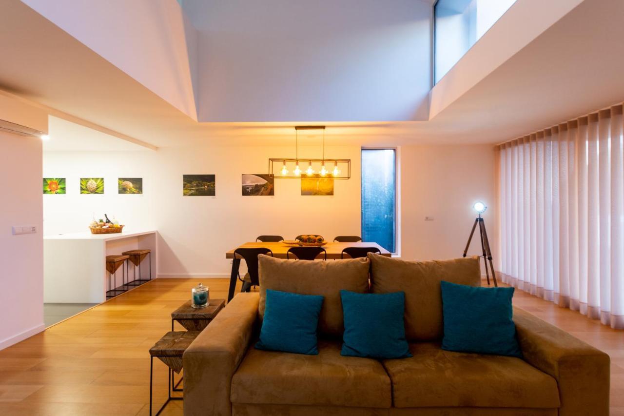 H. S. Caloura Villa *